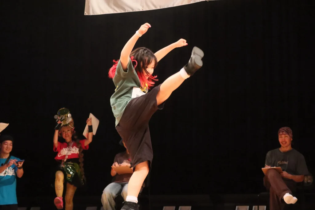 CHALLENGE vol.8 pickup photos